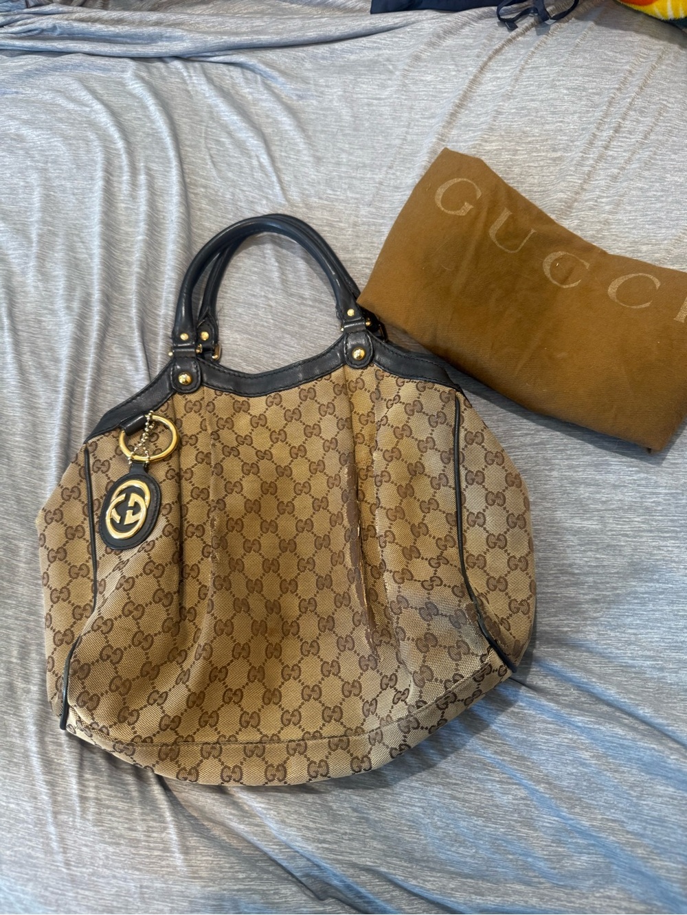 Gucci Suki Canvas Top-Handle Tote